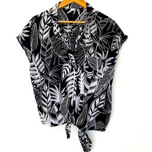 Old Navy Tropical‎ Print Button Down Top Blouse Size M